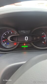 Opel Vivaro 1.6 Biturbo - 8