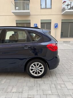 BMW 220d XDrive - 8
