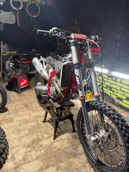 Ktm sxf 250 2022 - 8