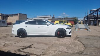 DODGE CHARGER SRT WIDEBODY 6,4l V8 DPH - Amerika Na Kolech - 8