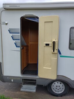 Obytný automobil Hymer B544,2xklima,6mist - 8