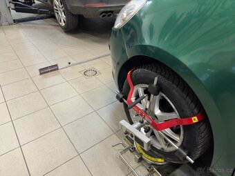 Renault Clio 1.2 55kw 2006 bez koroze - 8