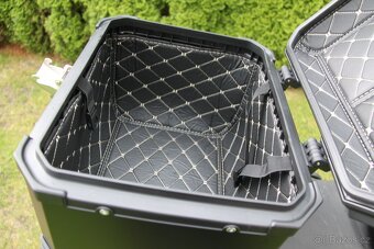 nový motokufr 45 l - na jednu velkou přilbu - 8