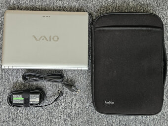 Notebook Sony Vaio VPCYB2M1E - 11,6"/4GB RAM/500GB HDD - 8