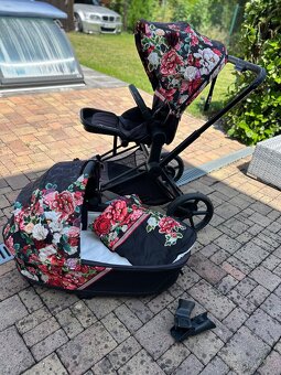 Hluboká korba Cybex Spring Blossom Dark - 8