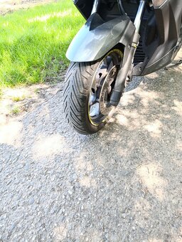 Yamaha x max125 - 8