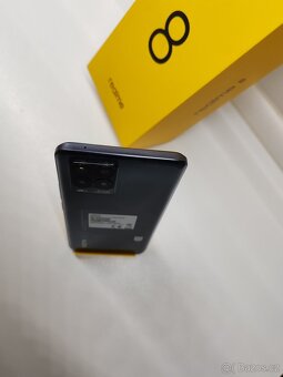Realme 8 128gb jako nový - 8