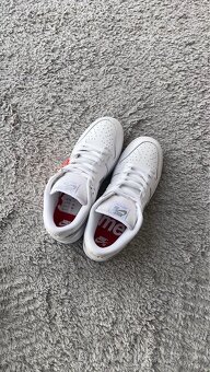 Nike SB Dunk Low Supreme 94 Metallic Silver - 8