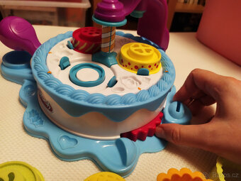 Play doh výroba dortů - 8