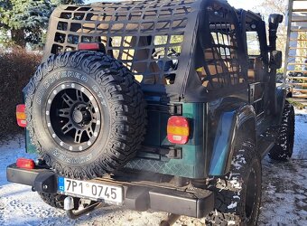 Jeep Wrangler TJ Sahara 4.0 86.000 KM - 8