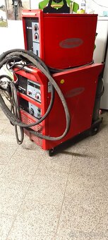 Svářečka Fronius - 8