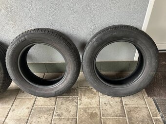 Prodám gumy 185/65/15 - 8