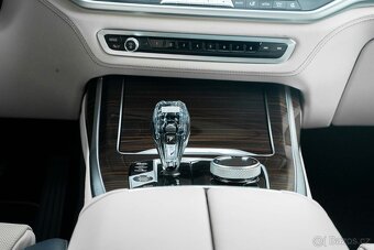 BMW X7 40d - 8