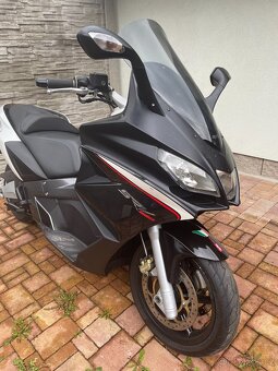 Aprilia SRV 850 - 8