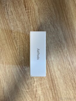 Apple Airpods 2019 - 8