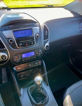 ✅HYUNDAI IX35 2.0CRDI 100KW 4x4 125 TIS KM SERVISNÍ KNIHA✅ - 8