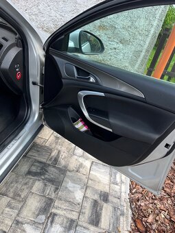 Opel Insignia sport TOURER 2.0 kombi rv 2011 - 8