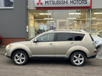 Mitsubishi Outlander 2,0 DI-D Intense plus 4WD - 8