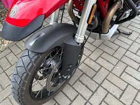 Moto Guzzi V85 TT - 8