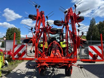 Obraceč sena, píce KÜHN GF 8702 - 8
