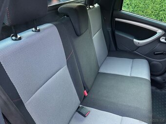 Dacia Duster 4x4-klima,tažný. - 8