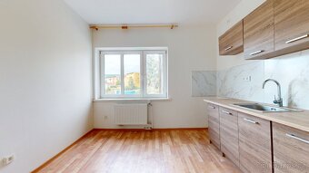 Pronájem bytu 3+1, 83 m2 – Košťany - 8