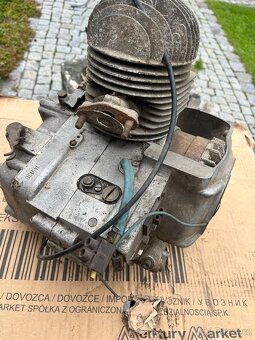 Prodám motor Manet 125 skůtr Tatran funkční - 8
