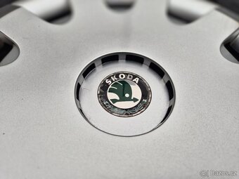 Kompletní zimní ocelová kola ŠKODA - 195/65 R15 - 5x100 - 8