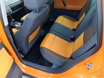 VOLKSWAGEN POLO CROSS 1.4 I - 55 kW - AUTOMATICKÁ PŘEVODOVKA - 8