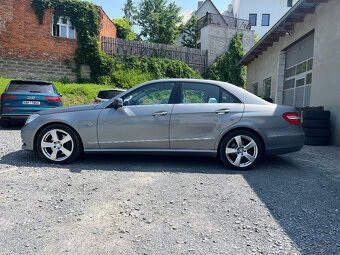 MERCEDES-BENZ E 250 CDi 150 Kw 4MATIC ČR - 8