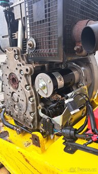 Motor Hatz 1D81S Top stav 150mth - 8