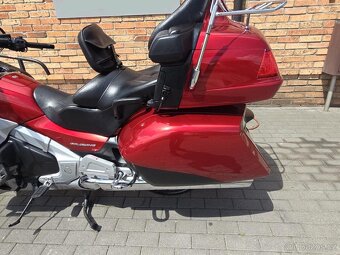Honda GL1800 - 8