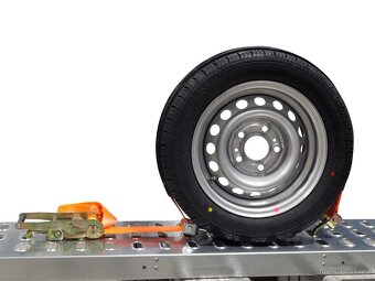 Upínací pásy na autopřepravník VDI2700 - 8