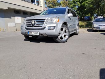 Mercedes GL550 - 8