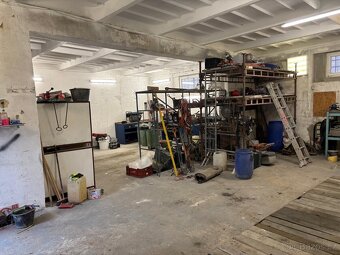 Pronajmu garáž - 8