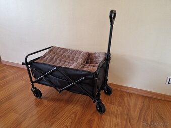 Praktický vozík s rukojetí. - 8