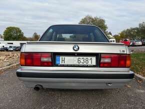 Prodám origo Bmw E30 318is coupe 100kw po velkém servisu - 8