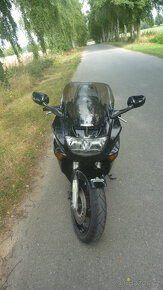 Honda CBR 1000 F - 8