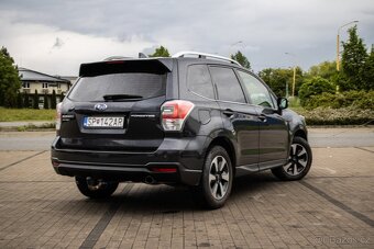 Subaru Forester 2.0i Comfort 4X4 CVT - 8