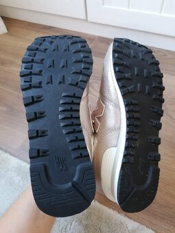 Dámské/dívčí boty New Balance - 8