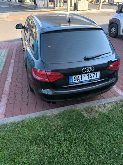 Audi A4 1.8, černé rok 2008 - 8