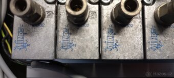 Pneumatické ventily Festo 8ks - 8