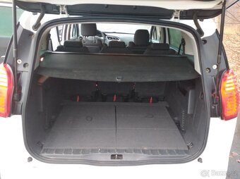 Peugeot 5008 1,6 VVTI 88 Kw 2014 - 8