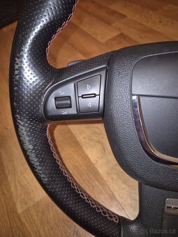 Volant Škoda Octavia 2 RS facelift F1 řazení - 8