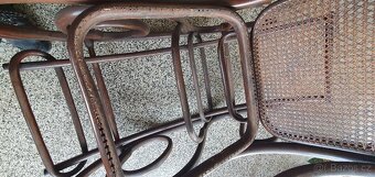 Houpací křeslo - 8