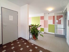 Pronájem bytu 2+kk, 58 m2, Praha 4 - Háje, ev.č. 01746118 - 8