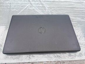 Notebook HP 250 G7 / 4GB RAM / i3-7020U / SSD 480 GB / - 8