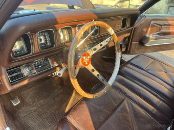Lincoln Continental Mark III - 8