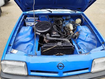 Opel Manta B , motor 1.9 karburátor, rok 1979, po stk - 8