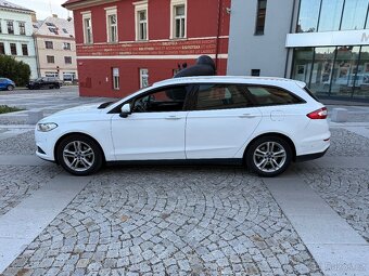 Ford Mondeo - 8